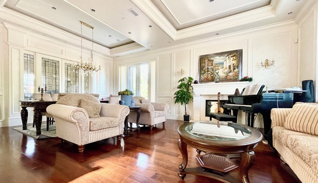 Cozy Vancouver Luxury Guest House close to everything!