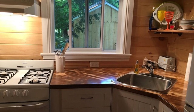 Cute Two Bedroom Bayfield cottage