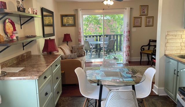 Downtown 3-Bedroom with Private Deck and off-street Parking