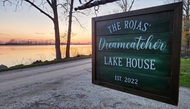 Dreamcatcher Lake House