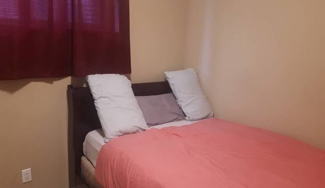 Eazi Peach Bedroom Su