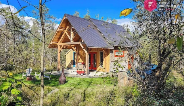 Eco-certified Rustic Tiny House with Mountain Views