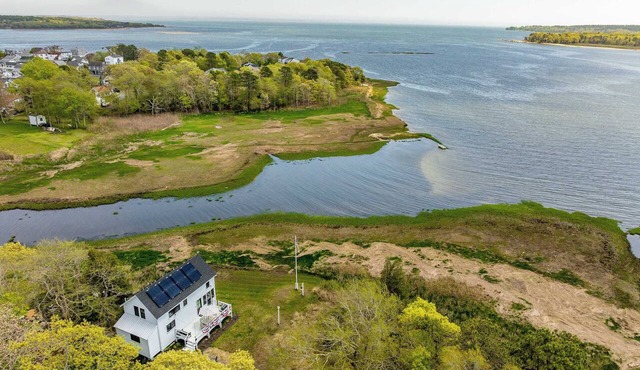 Edgewater Sanctuary | Fully Off Grid Ocean Cottage | Directly on Buzzard's Bay in Wareham