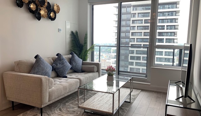 Elegant BrandNew Condo/3Bedroom/2.5Washroom/Gym/1Parking/8Guest