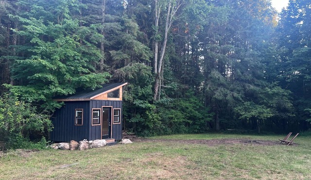 Enchanting Cabin In The Woods