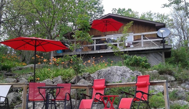 Escape to a Lakeside Retreat on Stoney Lake