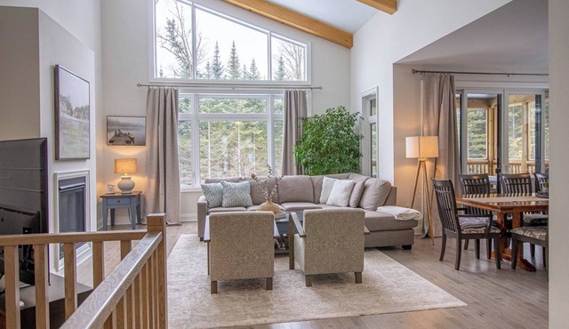 Evergreen Lodge - Two Bedroom Cottage, Sleeps 4