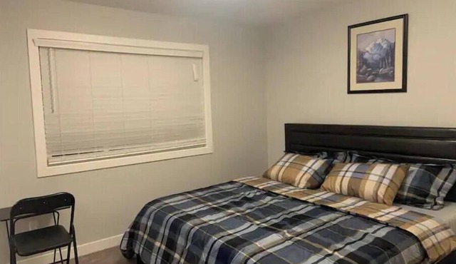 Exquisite 3 BR Villa with Double Garage-King Bed