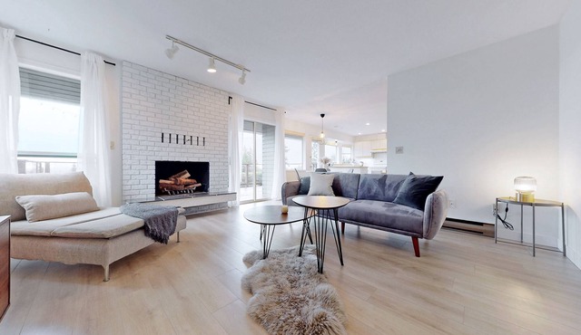 Family-friendly Modern Luxury Retreat - West Sechelt