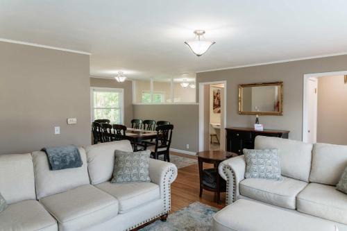 Family-Friendly Retreat near HWS