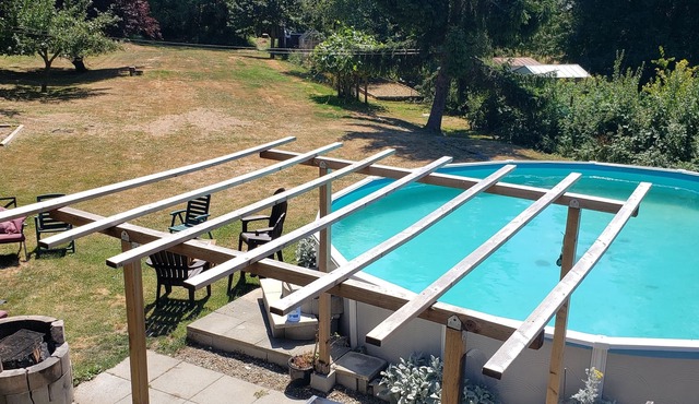 Farm stay with ponds and animals