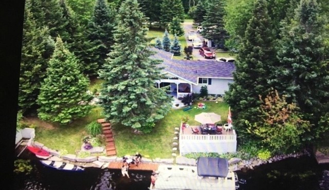 Fenelon Falls Riverside Cottage
