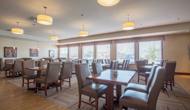 Four Points by Sheraton Saskatoon