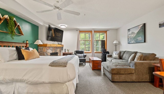 Free As A Bird | Upper Village | Pool | Hot Tub