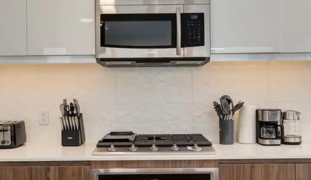 *Friendly* City Suite in Kensington *2bed+2Bath*
