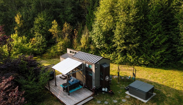 Frolander Bay Resort - Tiny Home