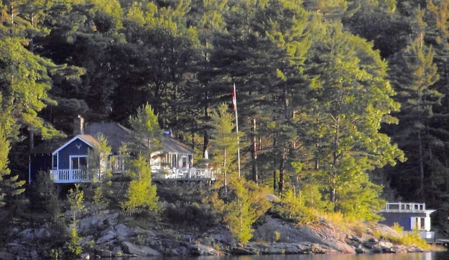 Georgian Bay Cottage - Bone Island - Honey Harbour/Cognashene