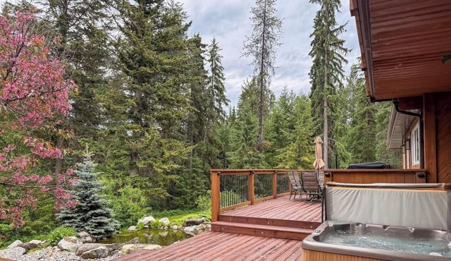 Golden Mountain Villa - Hot Tub, Fire pit, Views