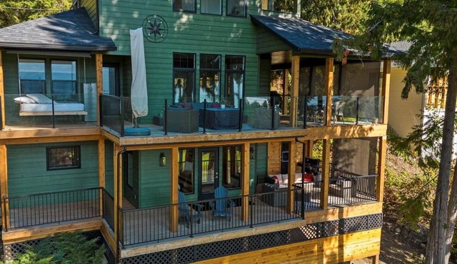 Golf Course Oasis in Anglemont
