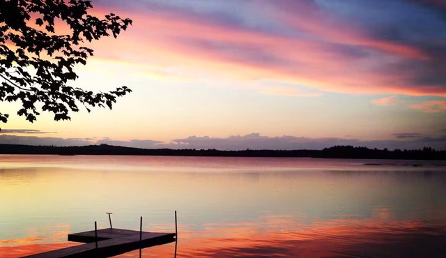 Gorgeous 2-bedroom cottage with AC in charming Webb Pond Eastbrook, Maine!