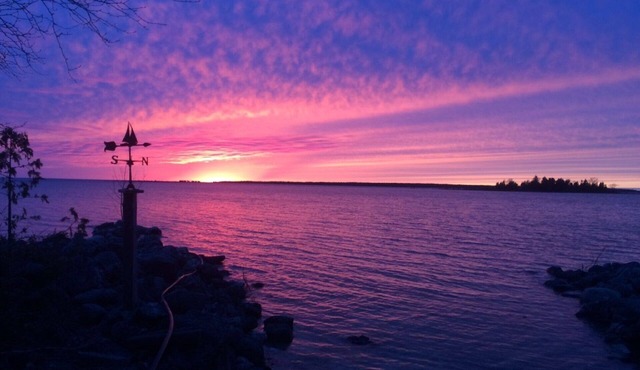 Gorgeous Fowlie Retreat - Lake Huron Waterfront - private beach-stunning sunset