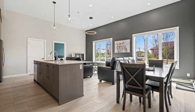 Ground-Level 3BR Condo w/UG Parking, Lawn Access