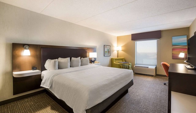 Hampton Inn McHenry in McHenry