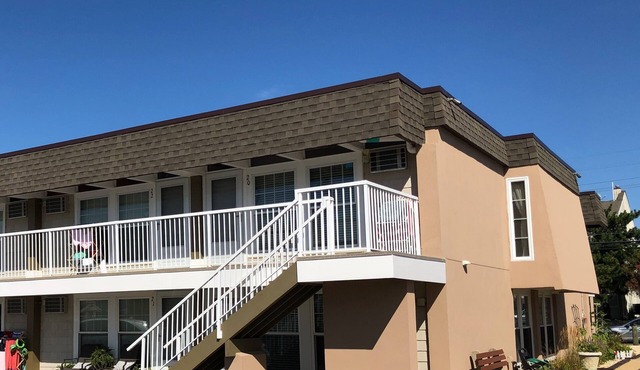 Heated Pool , One Block to Private Beach