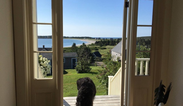 Hero's Welcome: A 3 bedroom home with a spectacular ocean view