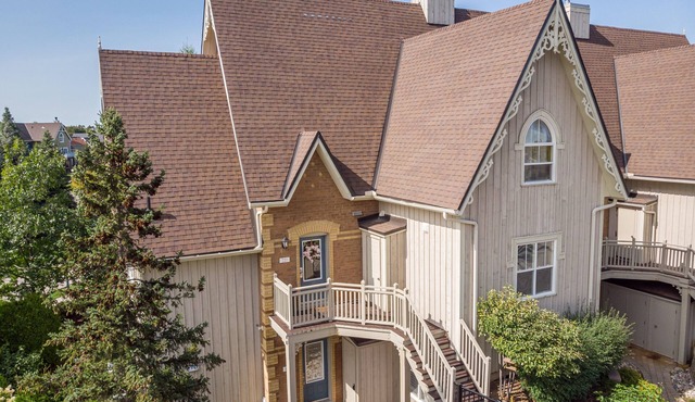 Historic Snowbridge Townhomes