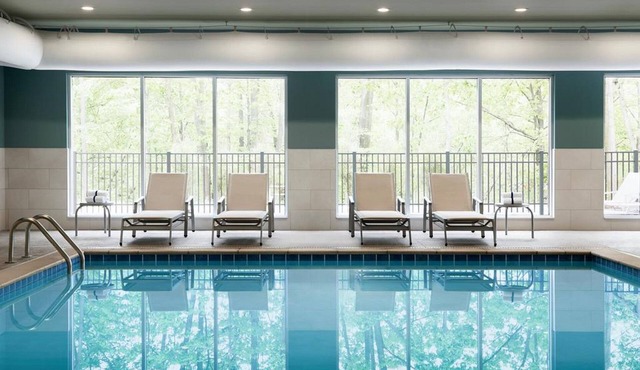 Holiday Inn Express & Suites Edmonton SW - Windermere by IHG