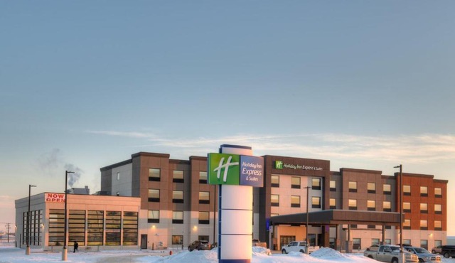 Holiday Inn Express & Suites - Moose Jaw by IHG
