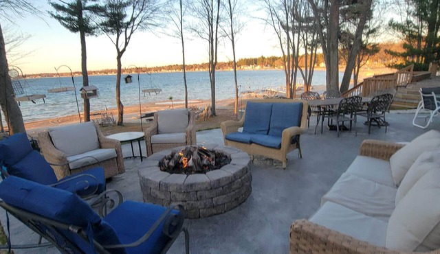 House on Beautiful Lake Missaukee