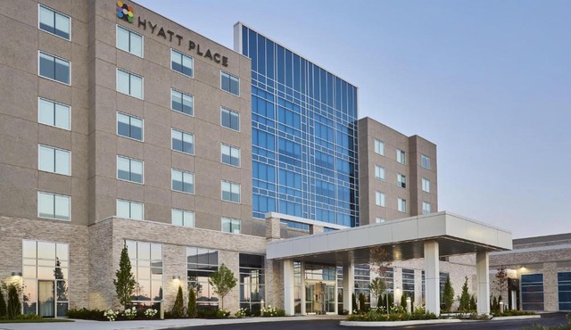 Hyatt Place Toronto Mississauga and Luxe Convention Centre