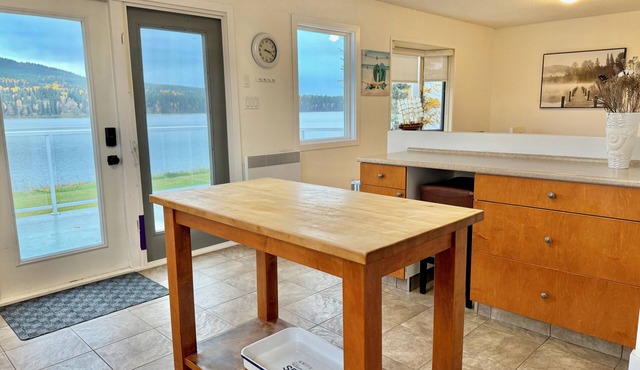 Inclusively Home - The Tabor Lake Suite