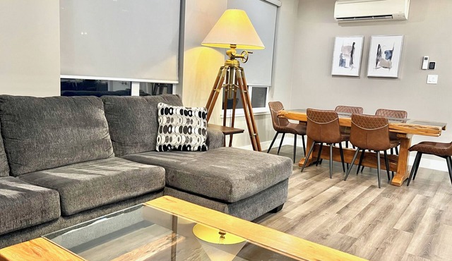 Inclusively Home - Parkhouse Flat