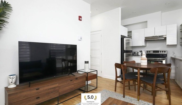 Inviting 2BR1B in Village Downtown