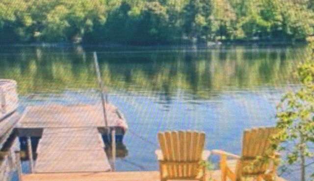 ISLAND COTTAGE ON SHARBOT LAKE