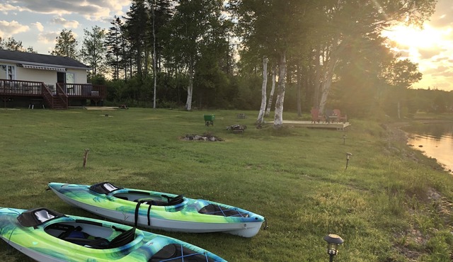 Islandview Cottage - a great escape and 25 minutes to downtown Sydney, NS.