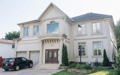 JstLikeHome - Luxury Mansion & Guesthouse