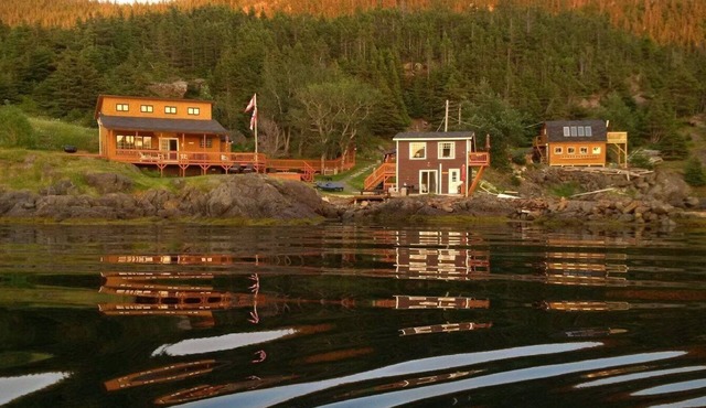 Knight’s Landing private upper suite located in Moretons Hbr on the ocean.