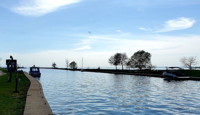 Lagoon City Pier One Resort