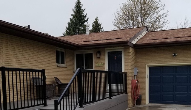 Lakefront home for rent on Lake St Clair