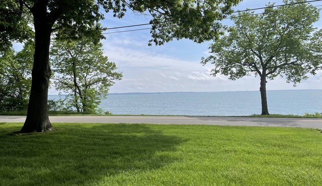 Lakefront place for you