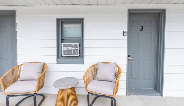Lakeside Motel #3 | Near Ipperwash Beach | Free Parking & WiFi