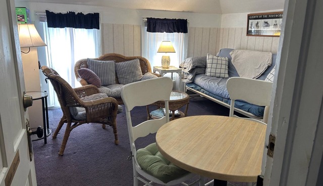 Lakeview Historic Inn Suite 12