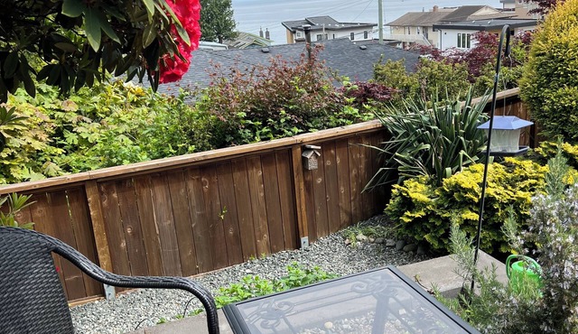 Large One Bedroom Suite Steps to Cordova Bay Sandy Beach and Mattick's Farm