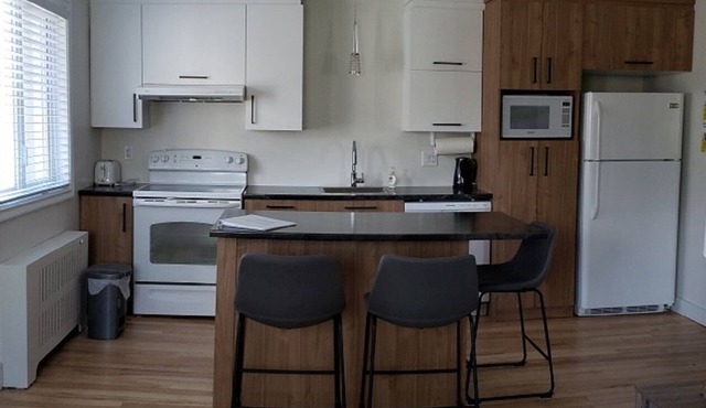 Le Paisible, 1 bedroom, downtown