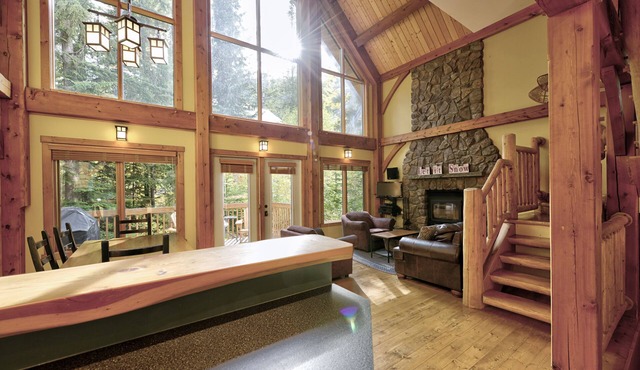 Located in the best ski-in, ski-out neighborhood at KHMR, skiers paradise