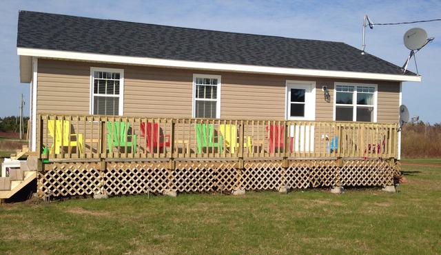Lovely Cottage...A Stone's Throw From Stunning Thunder Cove Beach
